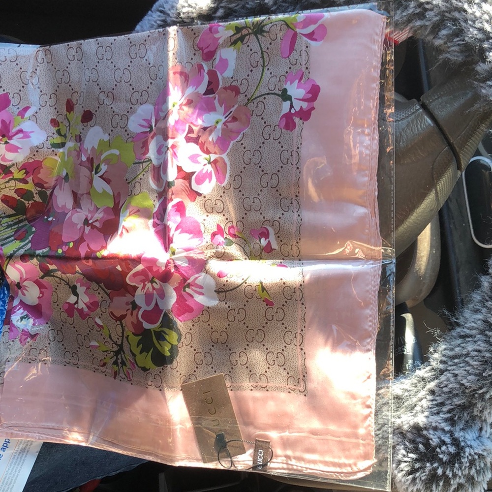 Gucci Pink Floral Silk Scarf